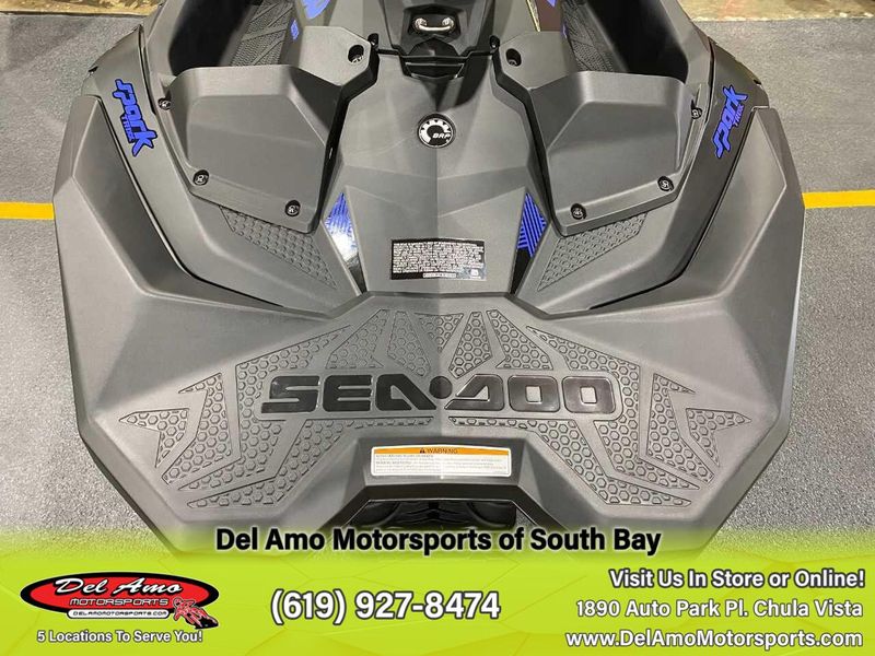 2023 Sea-Doo SPARK TRIXX 90 AUD BE 3UP IBR 23 Image 10