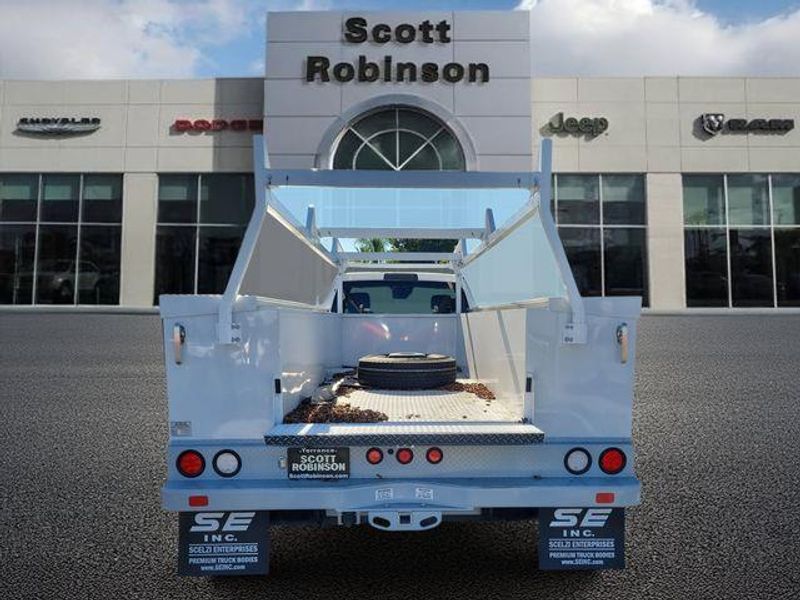 New 2025 RAM 3500 Tradesman Chassis Regular Cab 4x2 84' Ca