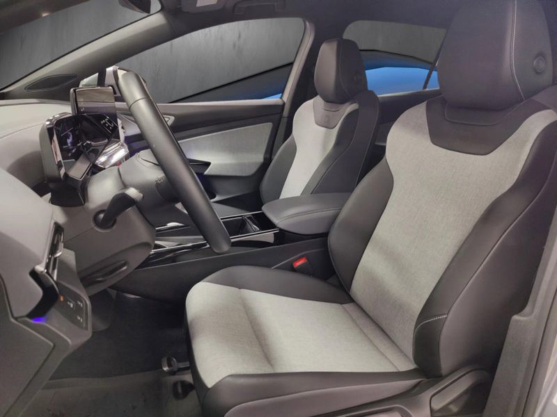 Used 2024 Volkswagen ID.4 StandardImage 12