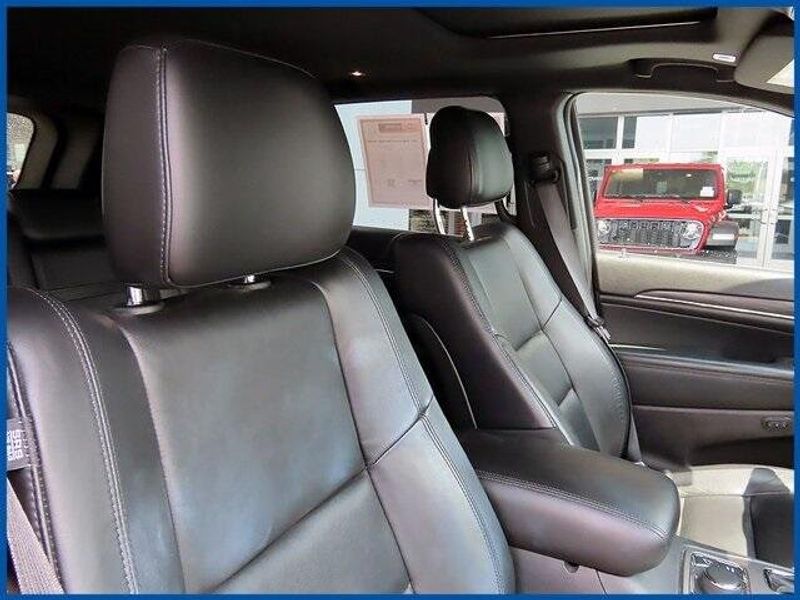 Used 2021 Jeep Grand Cherokee LimitedImage 9