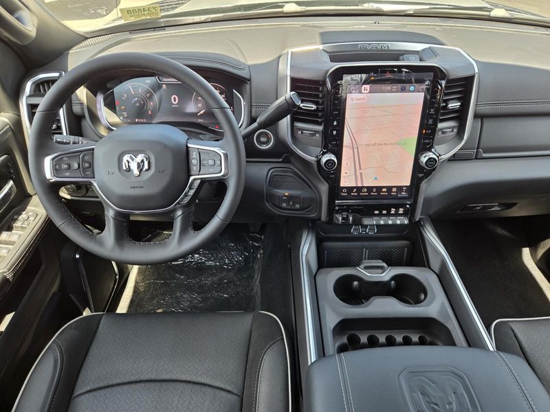 New 2026 RAM 2500 Laramie Crew Cab 4x4 8' Box