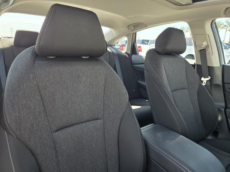 Used 2025 Honda Accord Sedan SE CVT