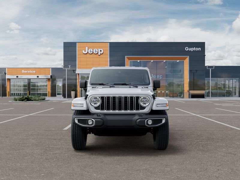 New 2026 Jeep Wrangler 4-door SaharaImage 28