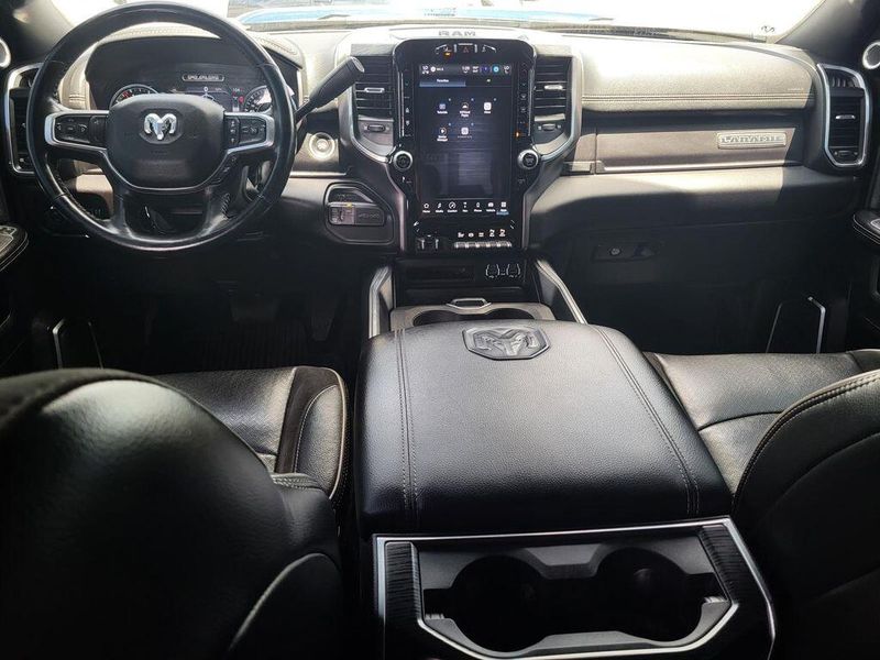 2023 RAM 3500 LaramieImage 35
