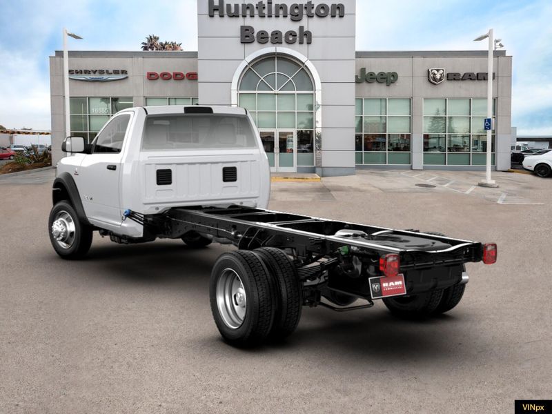 2022 RAM 5500 Chassis Tradesman Regular Cab Belco BodyImage 5