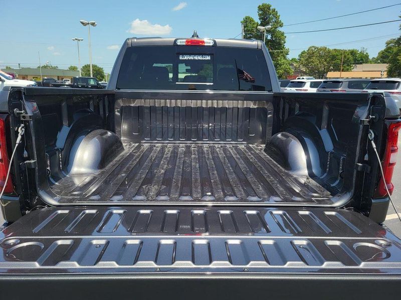 2025 RAM 1500 Lone Star Crew Cab 4x4 5