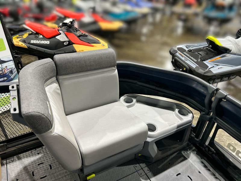 2024 Sea-Doo 44RAT2RF  in a MARINE BLUE exterior color. Del Amo Motorsports of Redondo Beach (424) 304-1660 delamomotorsports.com 