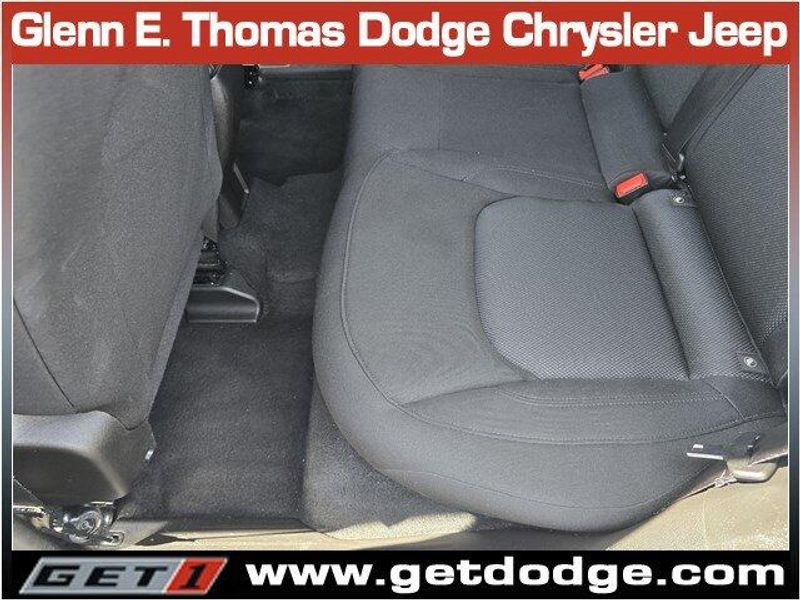 2023 Jeep Renegade Latitude Upland photo 23