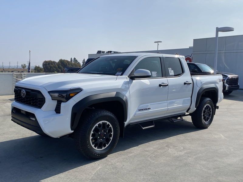 2024 Toyota Tacoma TRD Off RoadImage 6