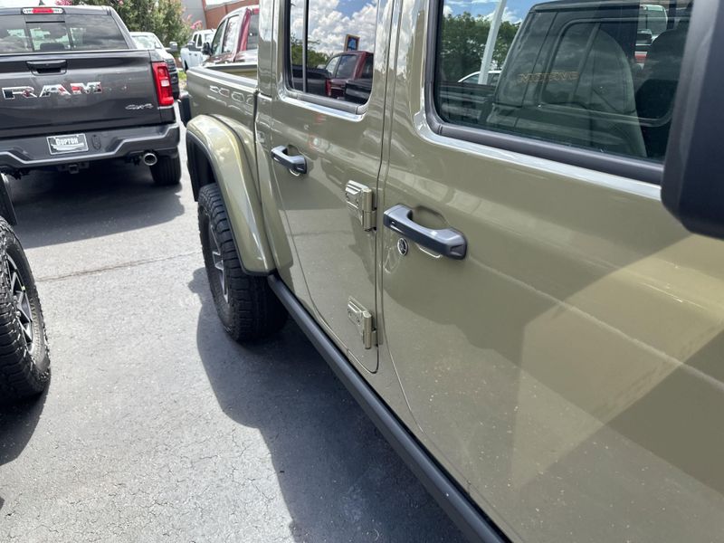 New 2025 Jeep Gladiator Mojave X 4x4Image 5