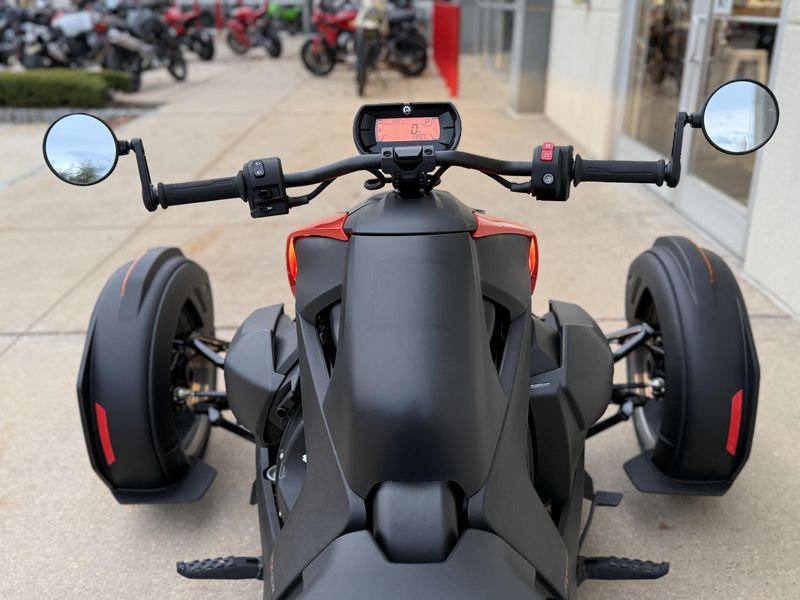 2025 Can-Am RYKER 600Image 6