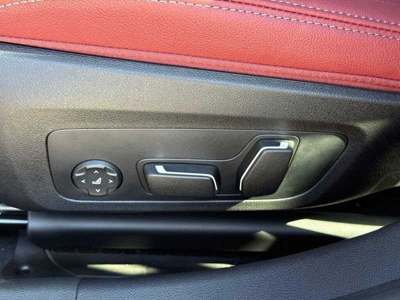 New 2026 BMW 3 Series 330iImage 18