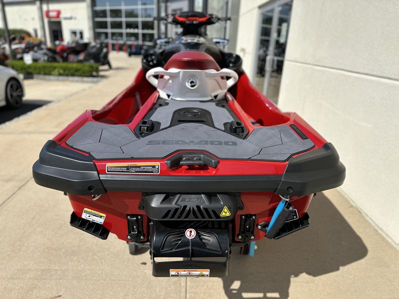 2024 SEA DOO RXT X 325 AUDIO Image 3