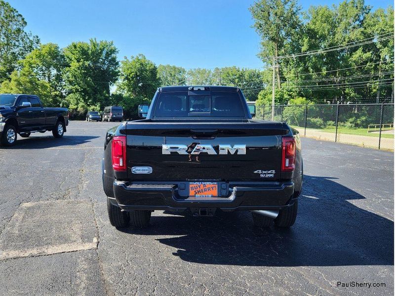 New 2026 RAM 3500 Limited Longhorn Crew Cab 4x4 8' Box