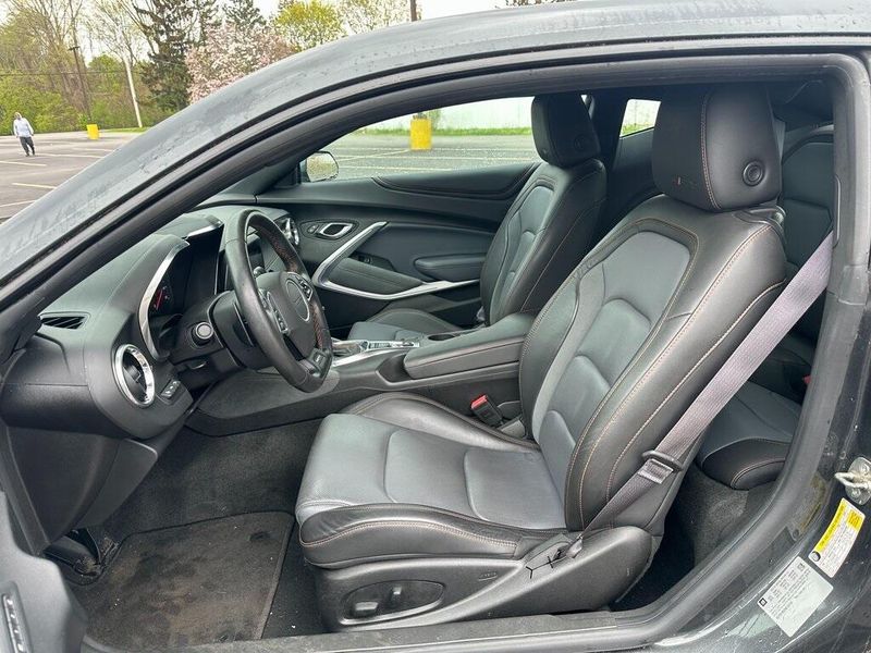 2017 Chevrolet Camaro 2LTImage 19