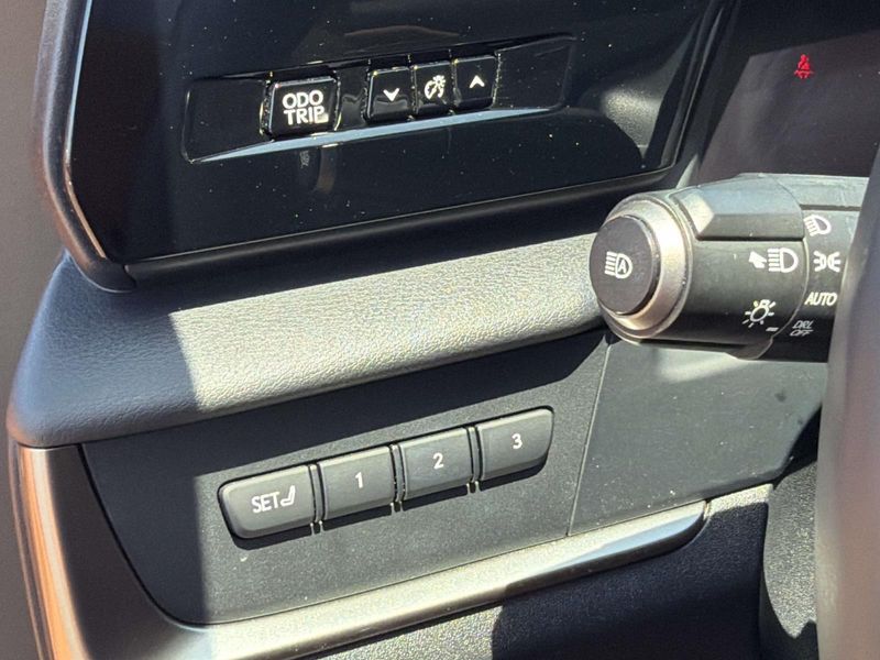 Used 2023 Lexus RZ 450e Luxury AWD