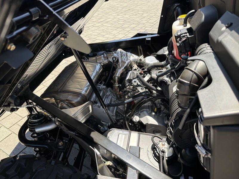 New 2026 Can-Am DEFENDER DPS HD9 Image 21