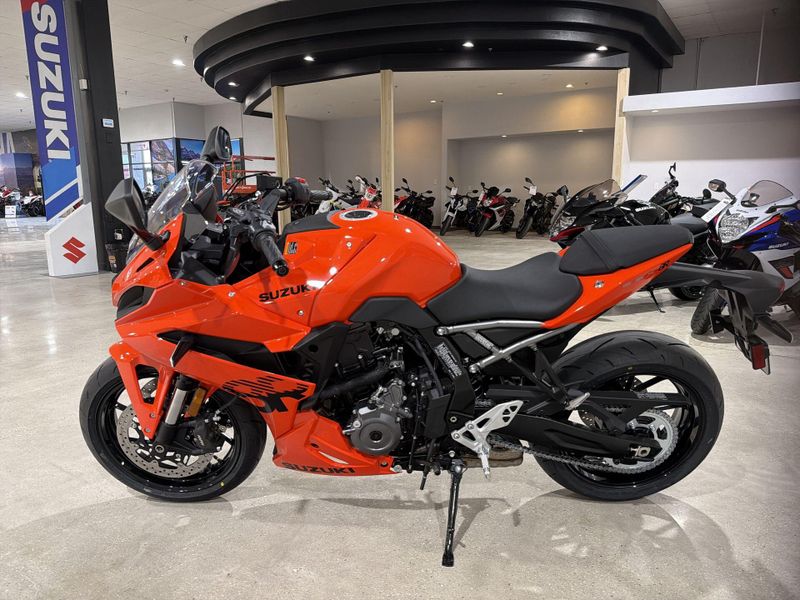 New 2026 Suzuki GSX-8R Image 14