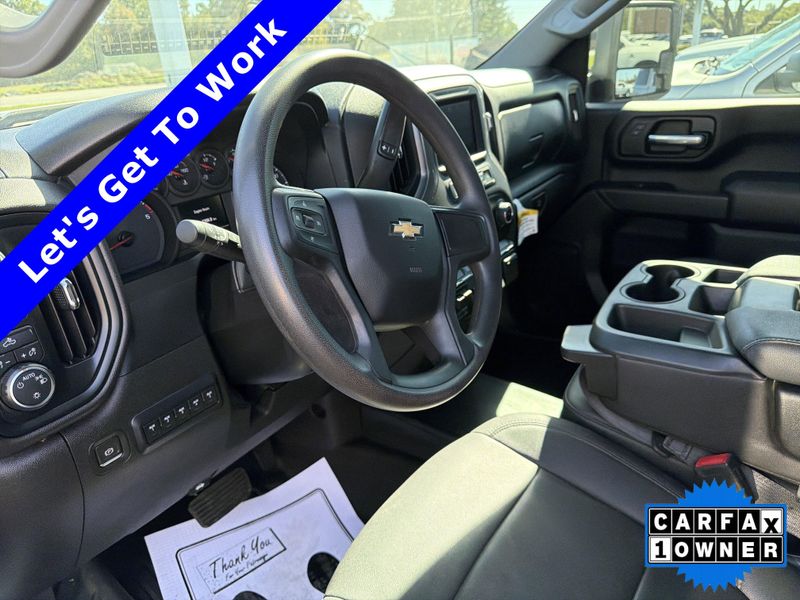 Used 2022 Chevrolet Silverado 3500HD Chassis Work TruckImage 24
