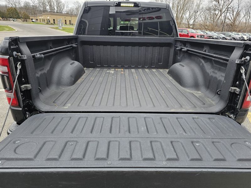 Used 2022 RAM 1500 LimitedImage 10