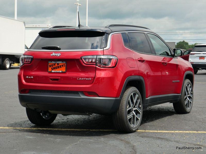 New 2025 Jeep Compass Limited 4x4Image 10