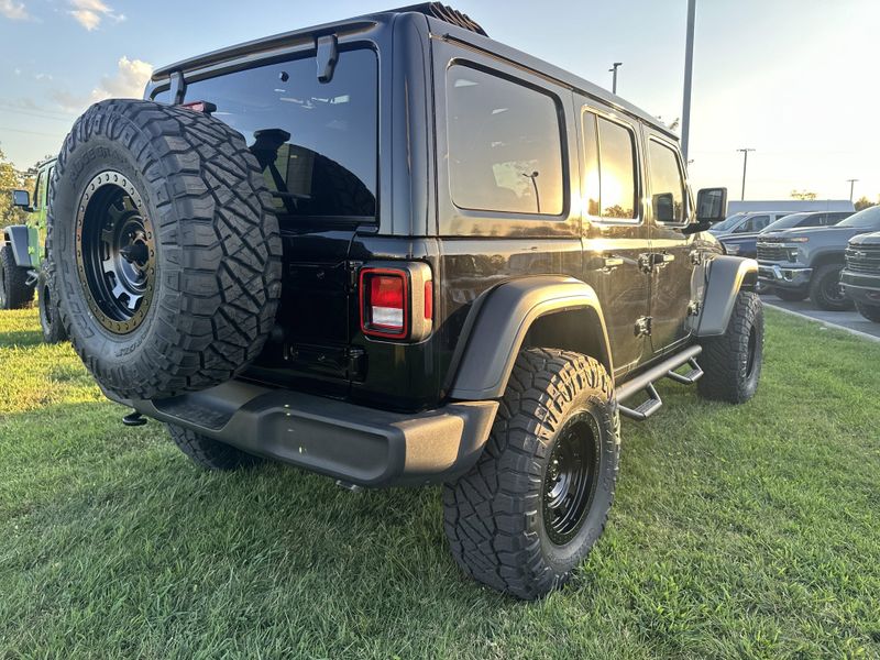 New 2025 Jeep Wrangler 4-door Sport SImage 13