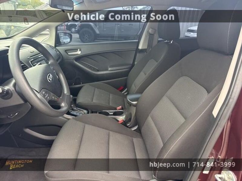 2017 Kia Forte LXImage 9