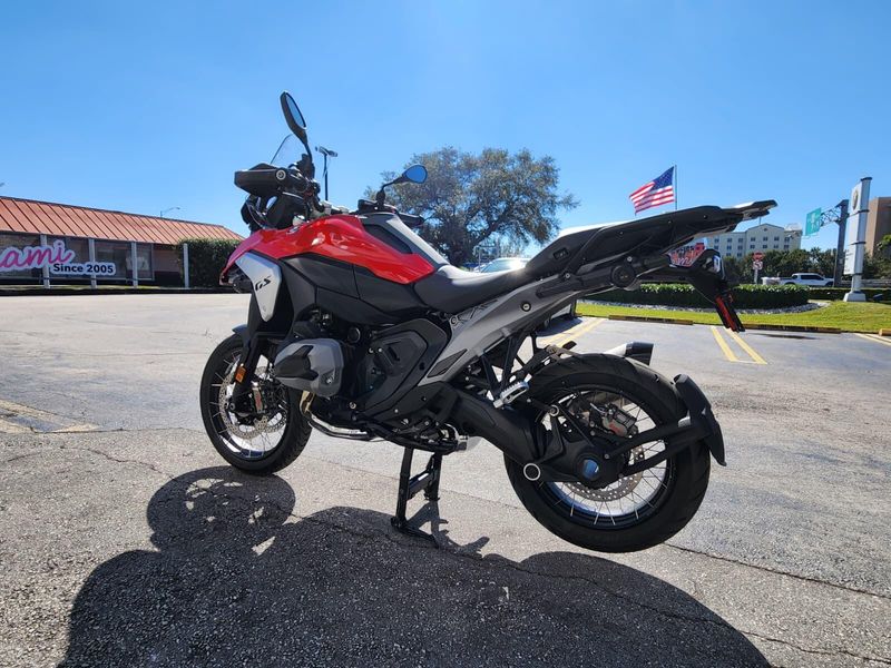 2026 BMW R 1300 GSImage 6