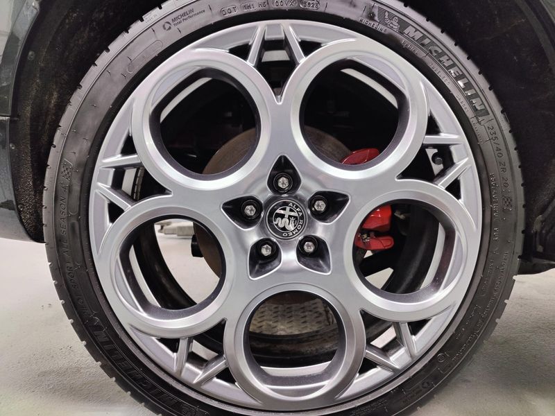 Used 2024 Alfa Romeo Tonale Veloce Premium AWD w/Sunroof/ActivImage 7