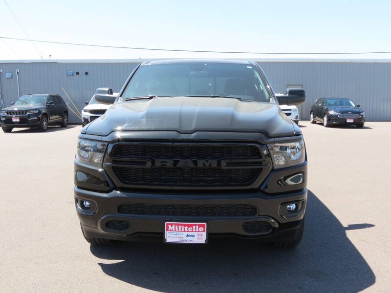 2023 RAM 1500 Tradesman 4x4 4dr Crew Cab 5.6 ft. SB PickupImage 7