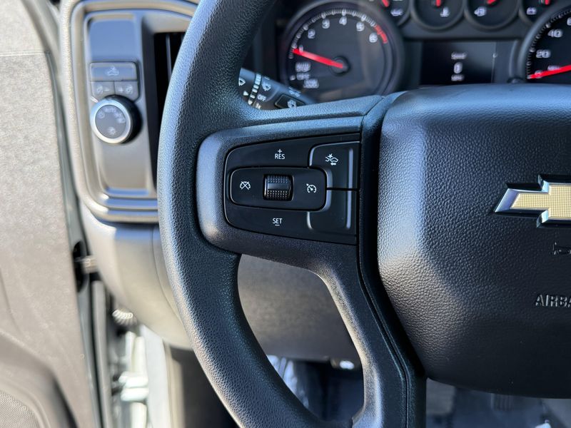 Used 2024 Chevrolet Silverado 1500 CustomImage 21