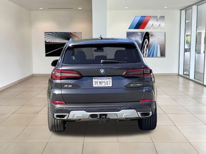 2023 BMW X5 xDrive45eImage 7