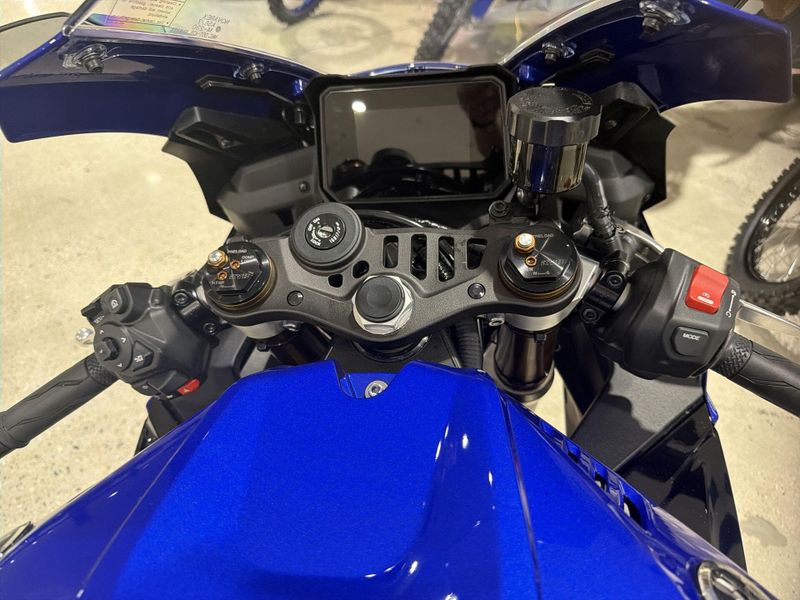 New 2026 Yamaha YZF-R9 Image 23