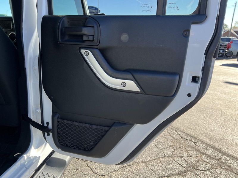 Used 2018 Jeep Wrangler JK Unlimited Sahara