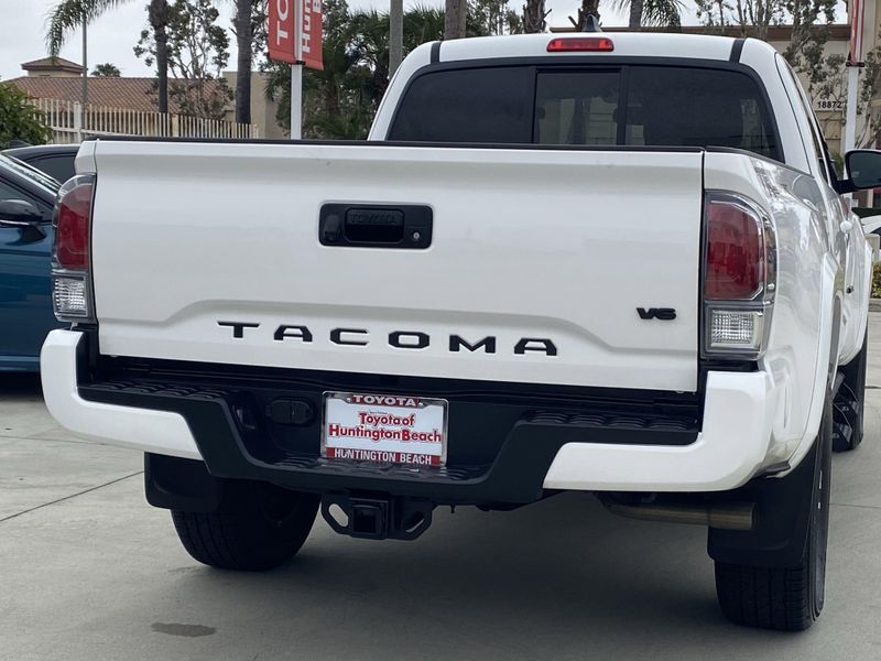 Used 2022 Toyota Tacoma TRD SportImage 4