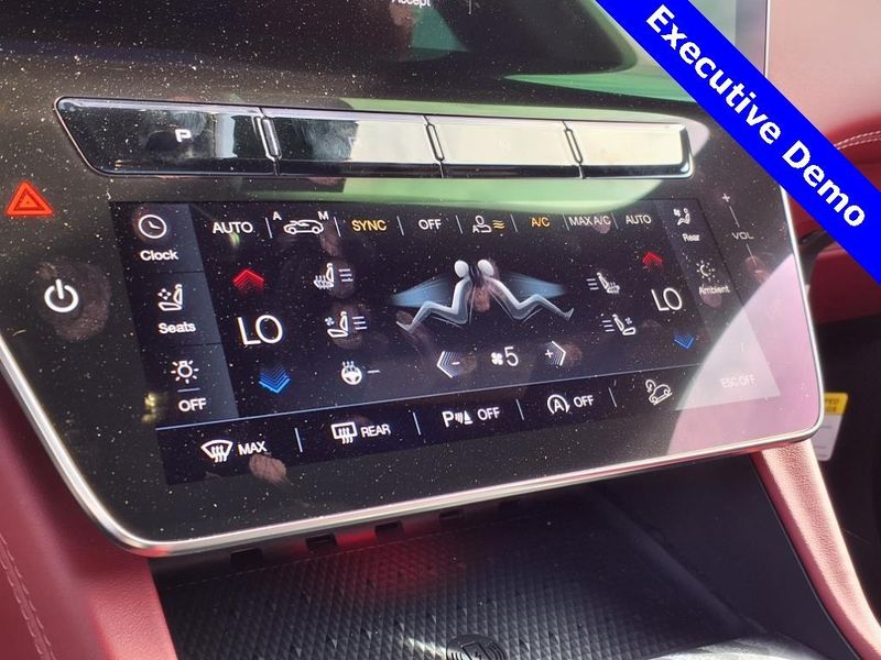 New 2025 Maserati Grecale Image 24