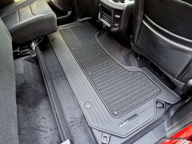 New 2026 RAM 1500 Limited Crew Cab 4x4 5'7' Box