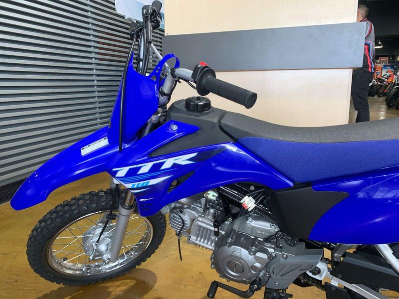 New 2025 Yamaha TT-R110E Image 11
