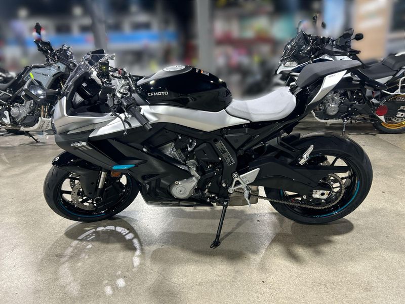 New 2026 CFMOTO 675SS Image 19
