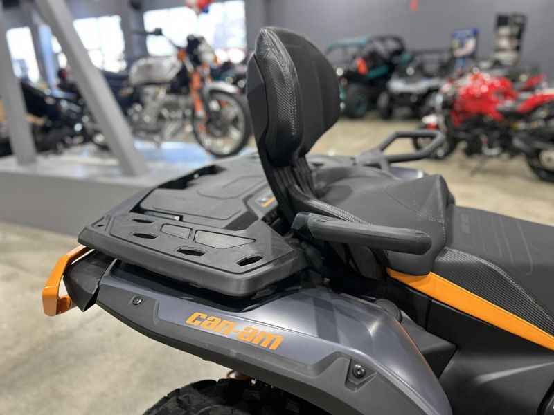 New 2025 Can-Am OUTLANDER MAX XT-P 1000R Image 15