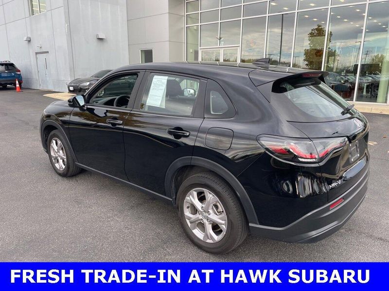 2024 Honda HR-V LX photo 3