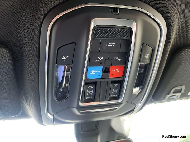 New 2025 Jeep Grand Cherokee Altitude X 4x4