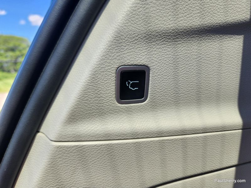 Used 2024 Chrysler Pacifica Touring L