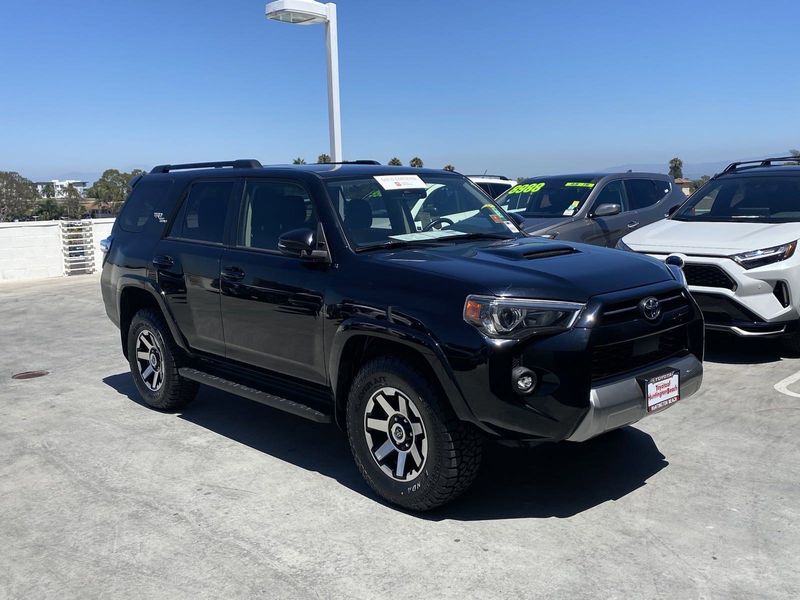 2023 Toyota 4Runner TRD Off Road PremiumImage 2