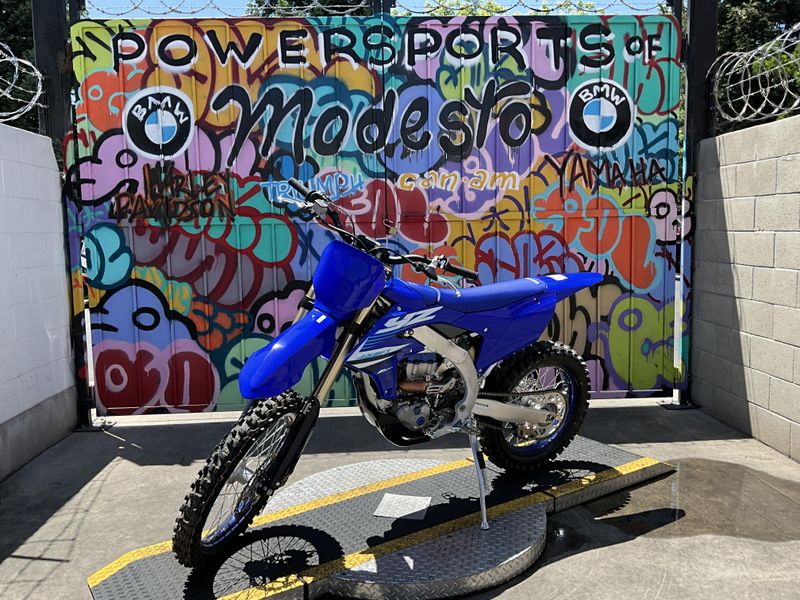 New 2025 Yamaha YZ450FX Image 2