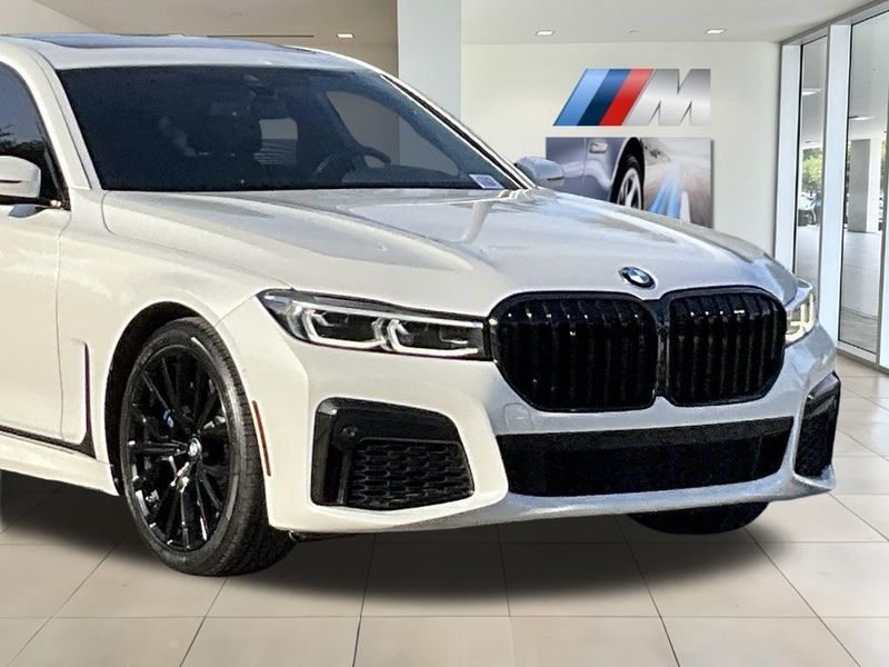 2022 BMW 7 Series 740iImage 10