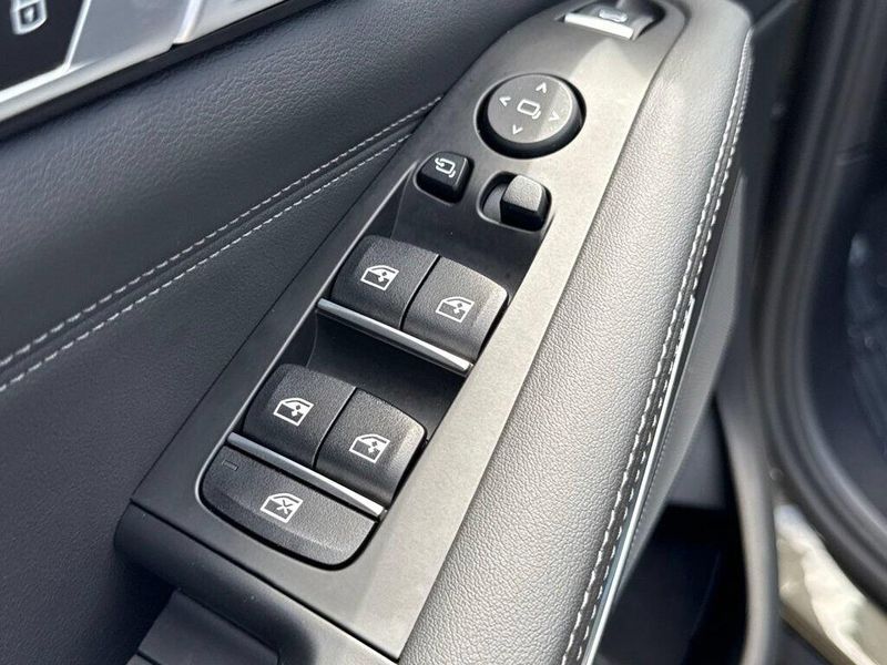 Used 2026 BMW X5 sDrive40iImage 19