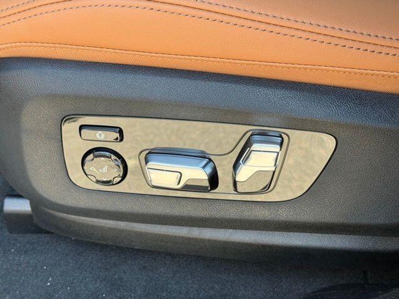 New 2026 BMW X6 M60iImage 18