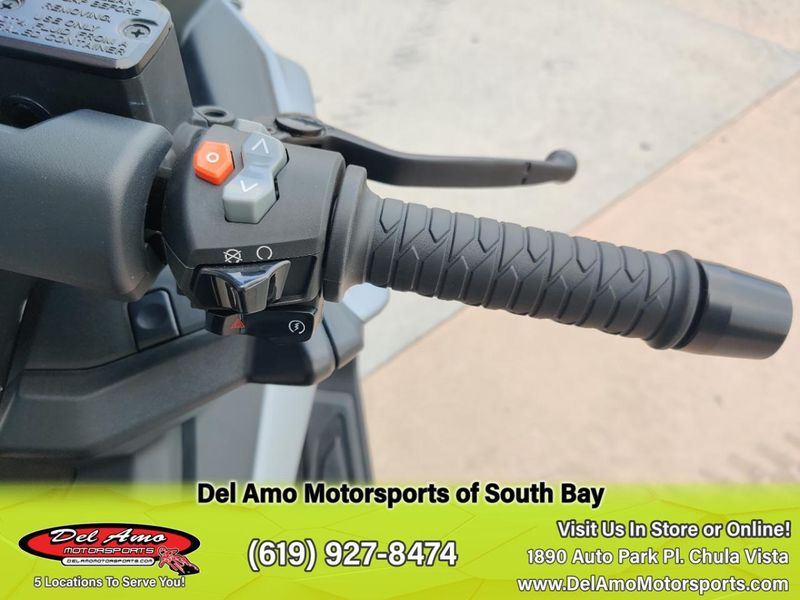 New 2024 Kymco AK 550I ABS Image 8