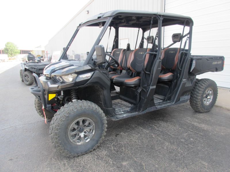 USED 2023 CAN-AM DEFENDER MAX LONE STAR HD10 NIGHT BLACK Image 3